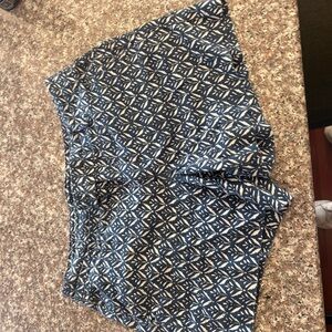 Level 99 Navy and White Leaf-Print Shorts